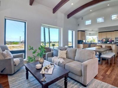6503 Surfside Ln, Carlsbad, CA, 92011