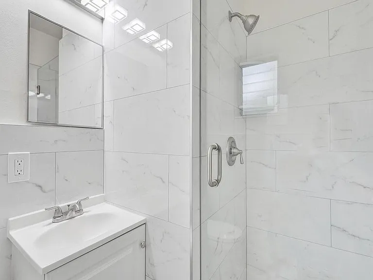 4422 Seagrape Dr #1 — Photo 26