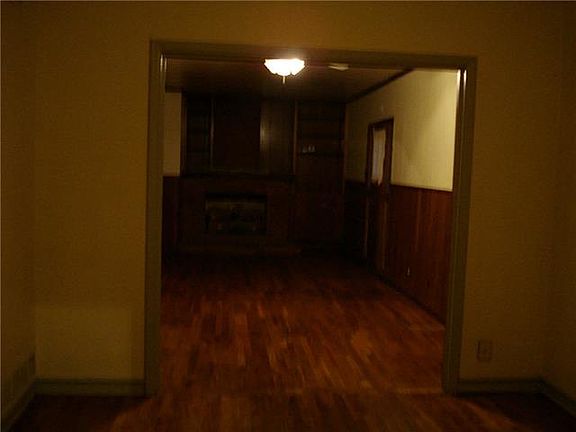 2nd image of 3900 Sacramento Ave
