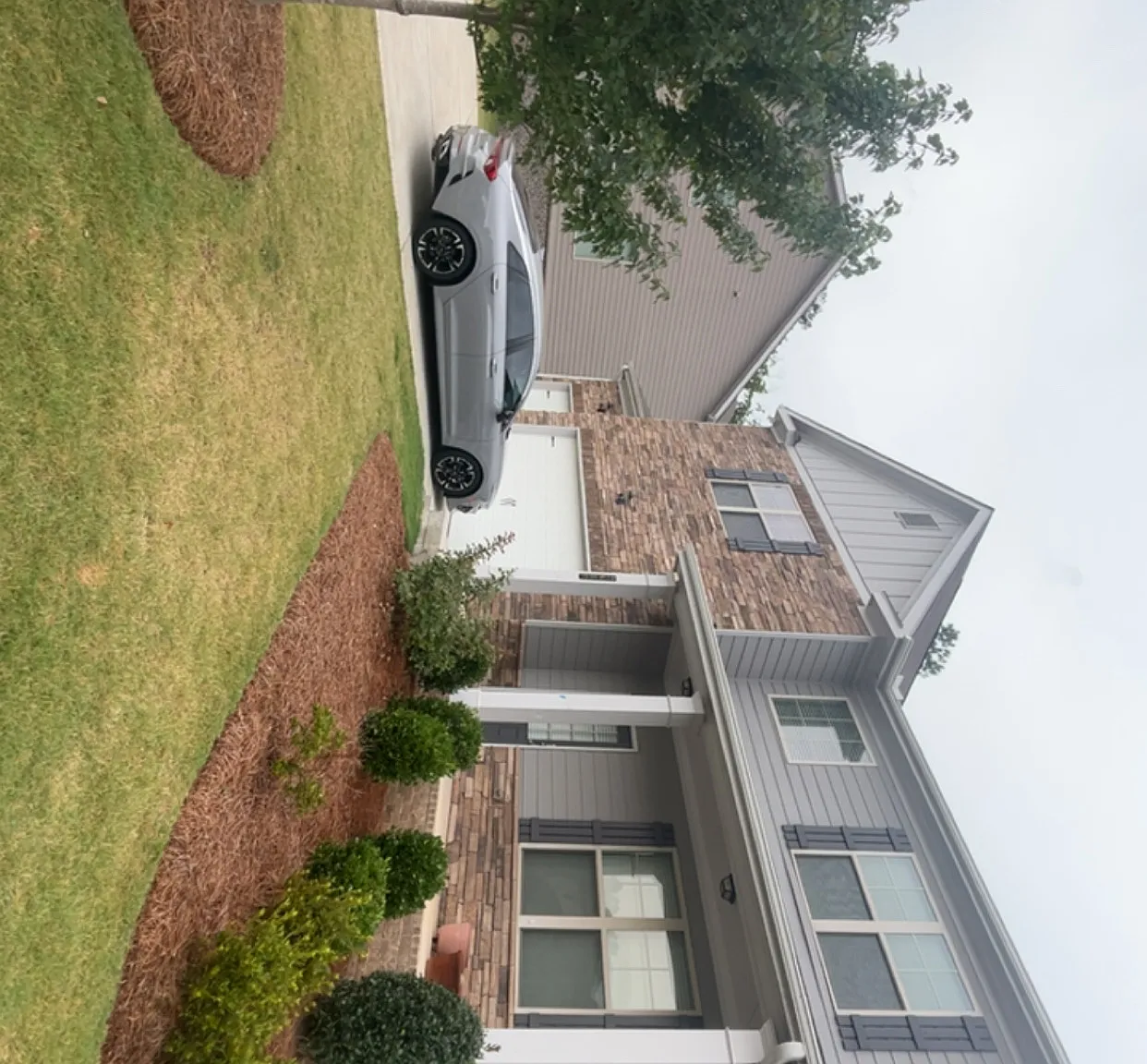 6 bed, 2588 sqft, $1,300 — Photo 1