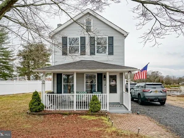 72 S Chew Rd, Hammonton, NJ 08037