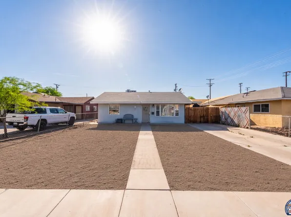 619 N East St, Imperial, CA 92251