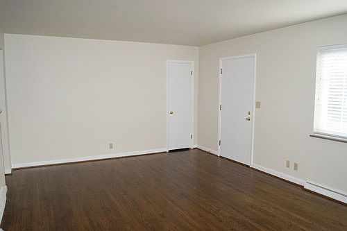 2nd image of 1731 Tiffany Ln