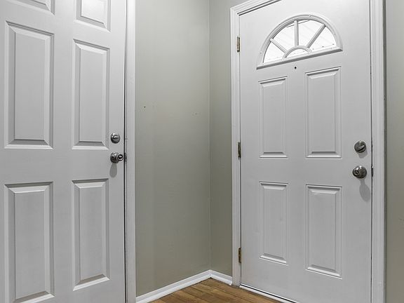 3rd image of 2207 Hogan Dr