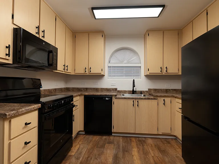 Carefree North Natomas Senior Apartments — Photo 20