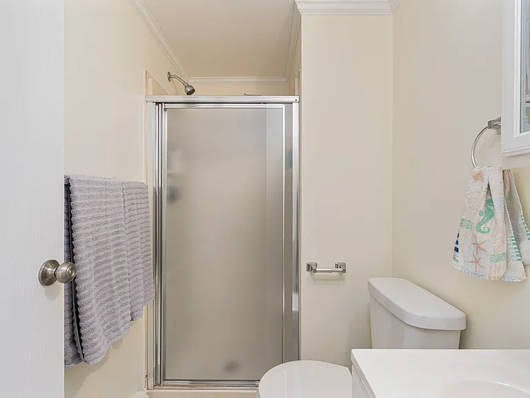 4 Maloney Ln — Photo 16