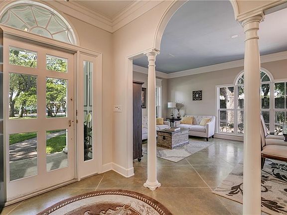 3rd image of 3717 W Neptune St