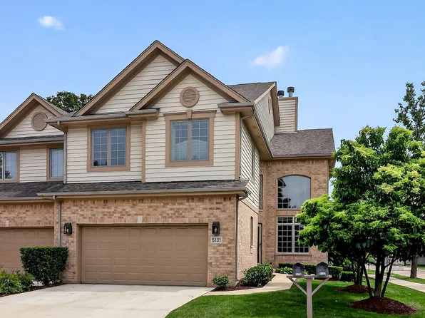 5131 Creek Dr, Western Springs, IL 60558