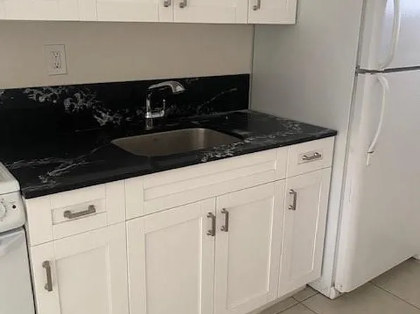 6032 Pierce St #5, Hollywood, FL 33024