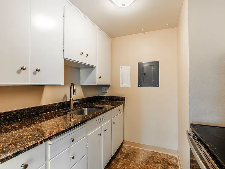 Lake Terrace — Photo 14