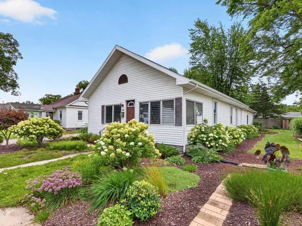 713 W Winona Ave, Warsaw, IN 46580