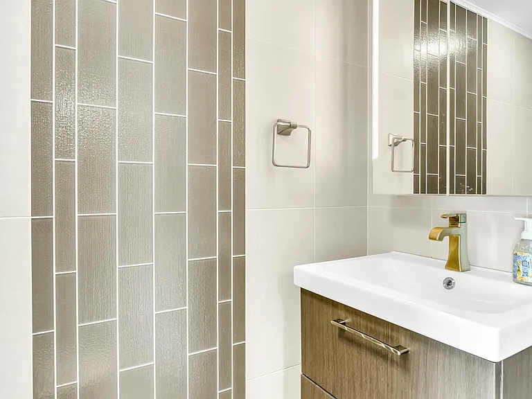 436 Yorktown Ct #436 — Photo 7
