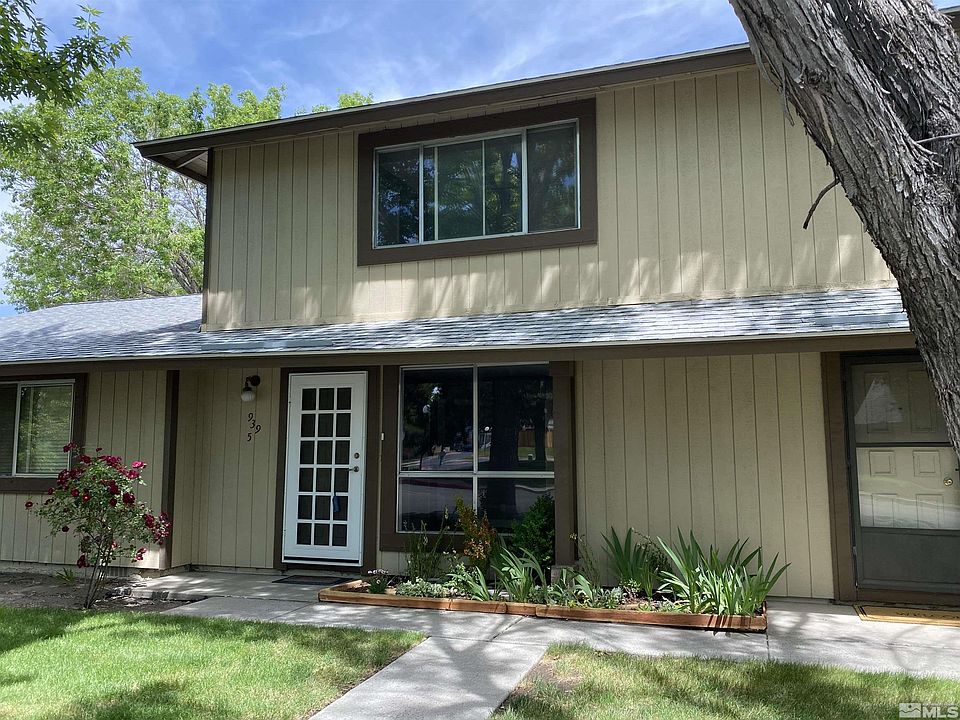 1st image of 939 Woodberry Dr #55