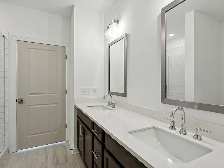 383 Grant Cir SE — Photo 21