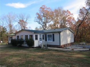 129 Bunkhouse Ln, Mocksville, NC 27028