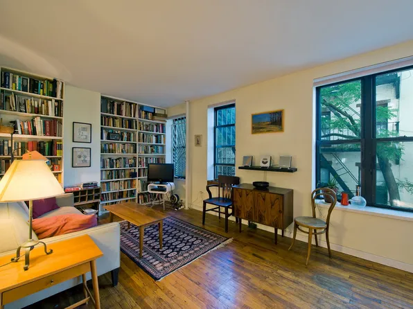 170 Norfolk Street image 1 of 6