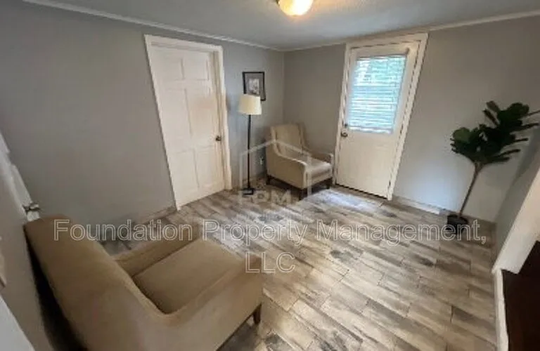 6236 Haddington Dr — Photo 10