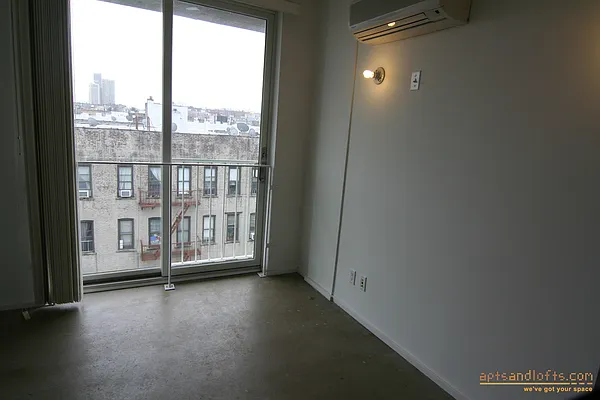 Rented by aptsandlofts.com | media 46