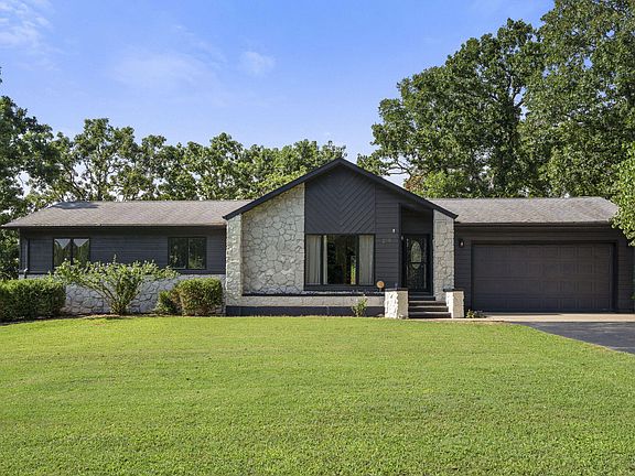 2nd image of 299 Sunny Brook Drive