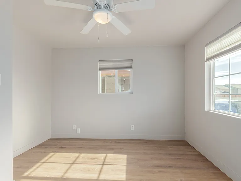 3622 W Sunland Ave — Photo 11
