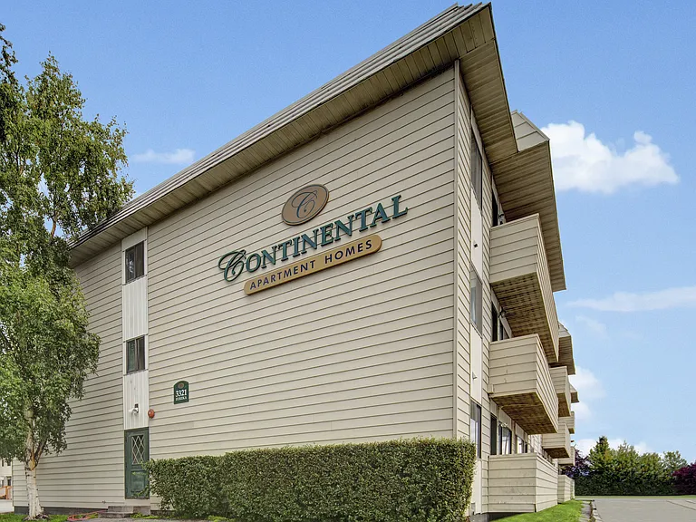 Continental — Photo 13