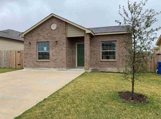 5723 Saint Sebastian Ln, Laredo, TX 78046