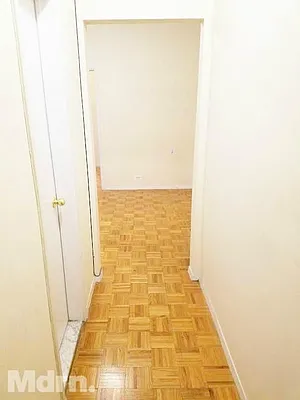 Rented by Mdrn Residential | media 19