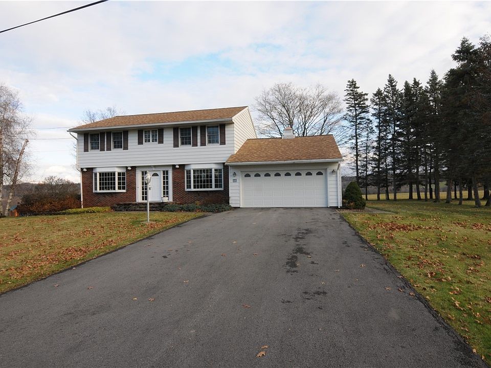 1st image of 146 Harts Dr