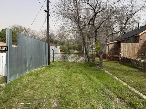 4612 Williams Spring Rd, Lake Worth, TX 76135