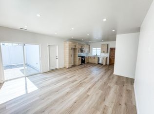 16840 Los Alimos St, Granada Hills, CA 91344