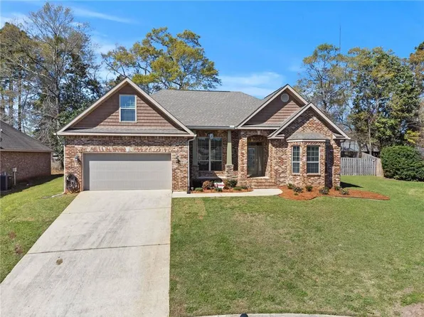 12034 Squirrel Dr, Spanish Fort, AL 36527
