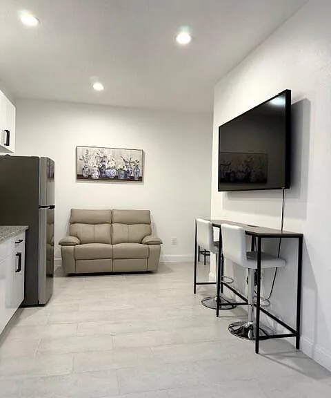 3418 SW Englewood St #3418 — Photo 5