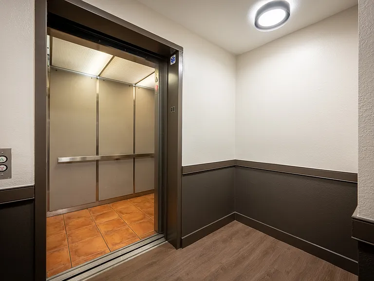 IMT Hoffman — Photo 15