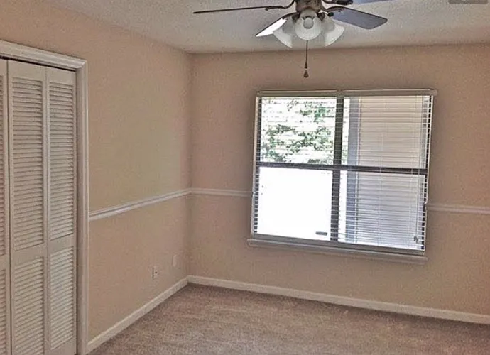 100 Brighton Hill Cir #8E — Photo 13