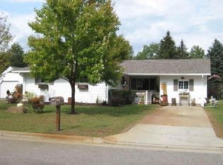 368 W Buehler Ave, Nekoosa, WI 54457