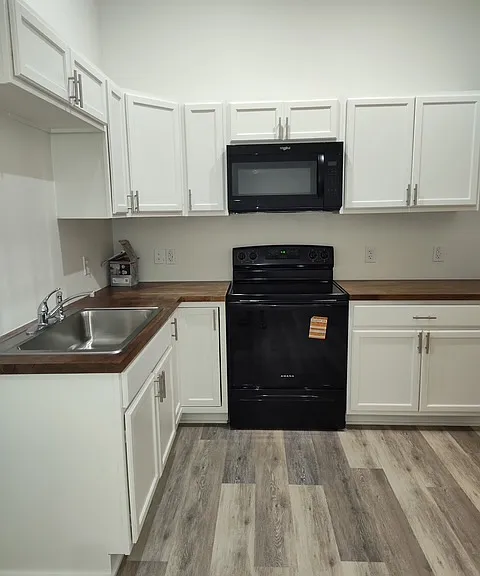 450 State Highway 290 E #3102-B — Photo 2