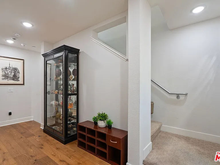 2780 N Wright Ln — Photo 18