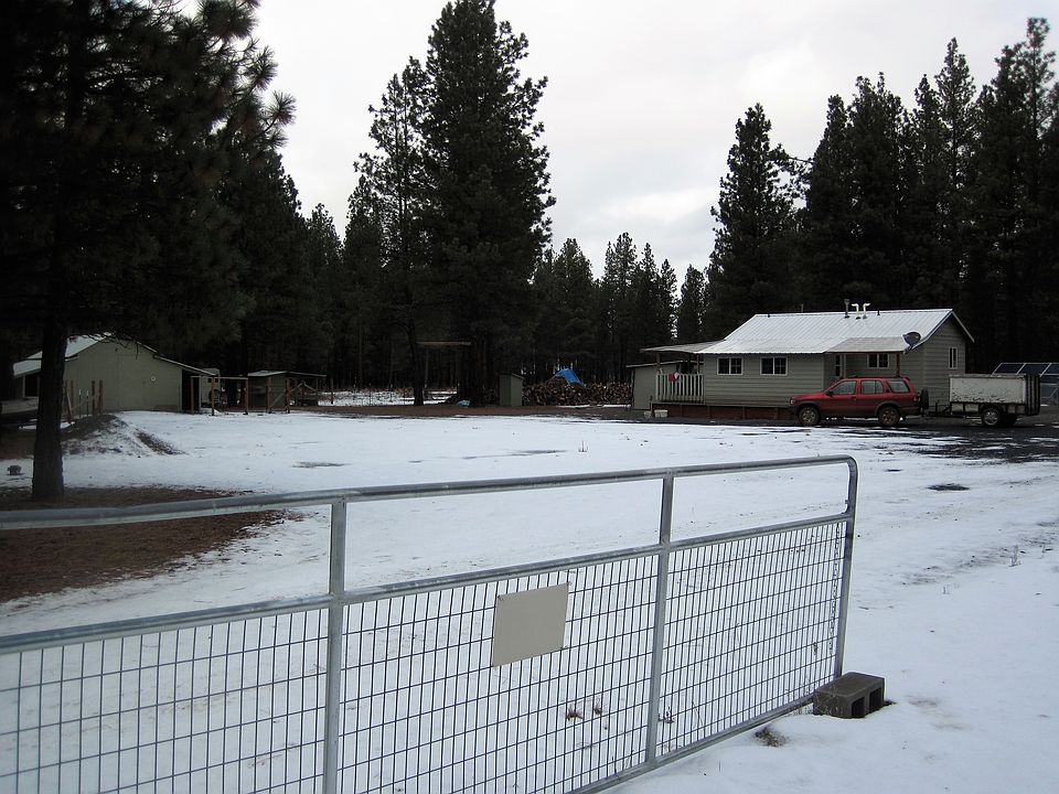 barn, chicken coop and house