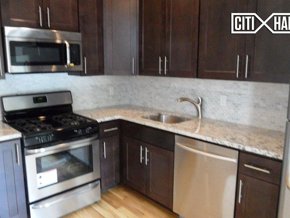 2nd image of 126 W 123rd St APT 2