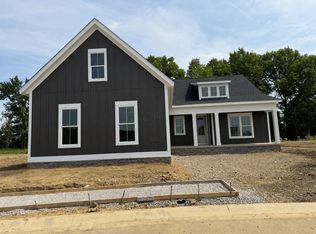 4173 Flamingo Dr, Lewis Center, OH 43035