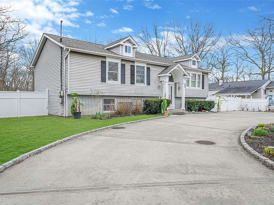 955 Islip Avenue, Central Islip, NY 11722 Zillow