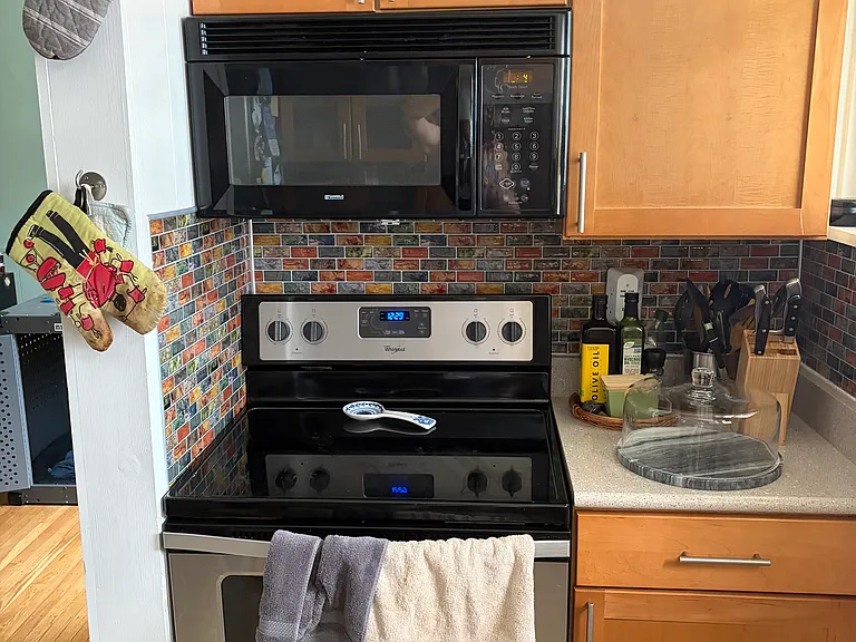 1215 Union Ave — Photo 10