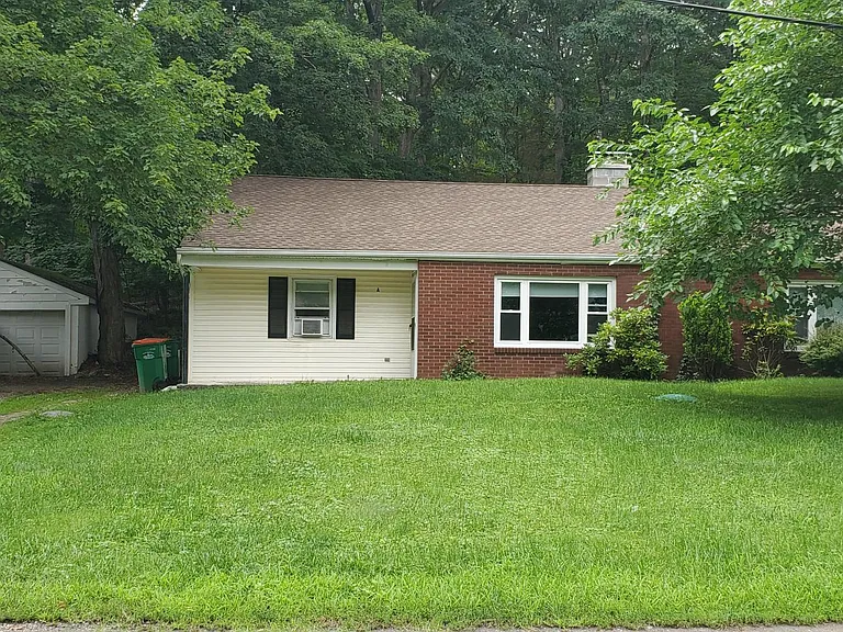 37 E Vacation Dr #B — Photo 1