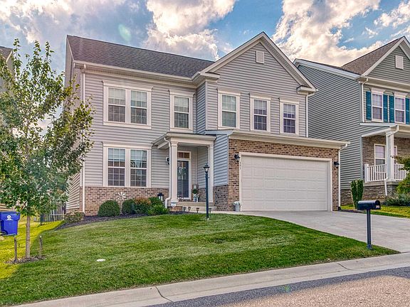 3rd image of 595 Dewdrop Ln