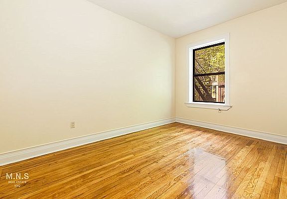 3rd image of 118 Post Ave #4N