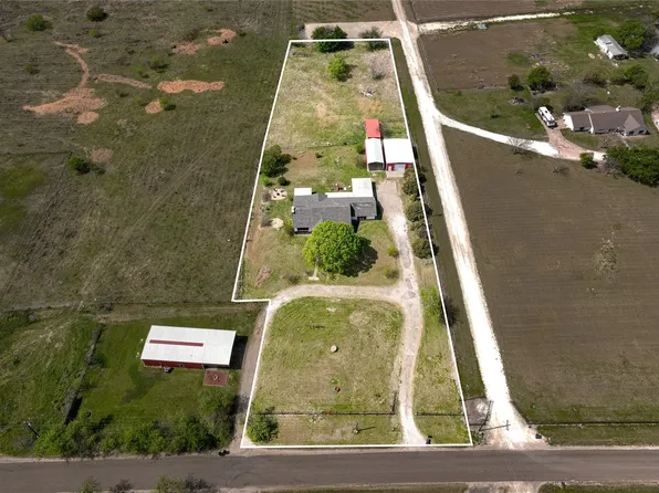 2566 Southwinds Dr, Lorena, TX 76655
