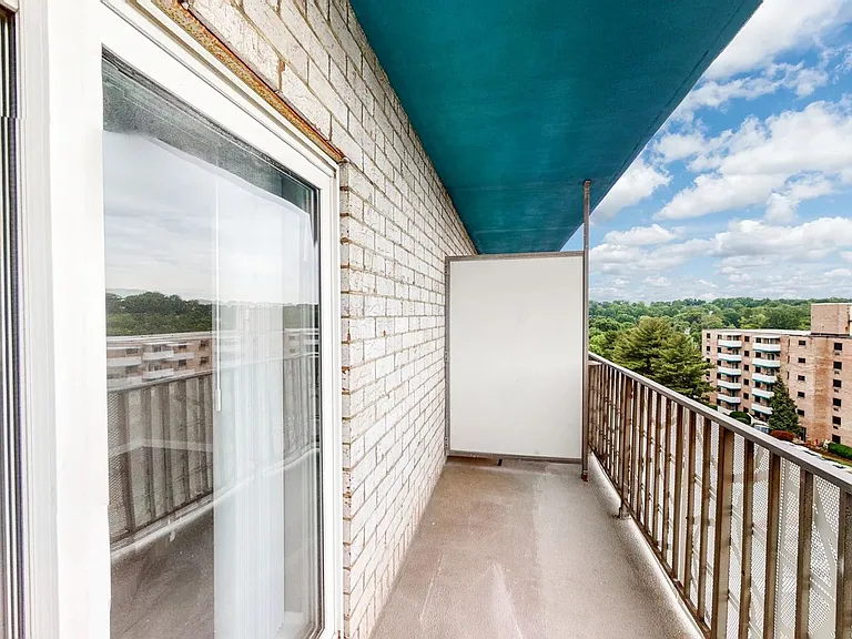 The Evalee Apartments — Photo 96