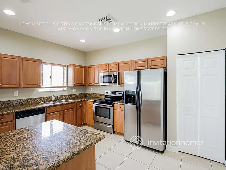 22121 SW 87th Pl — Photo 7