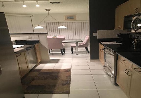 Home For Sale In Platina