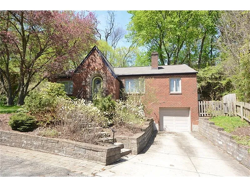 6703 Forest Glen Rd photo 1